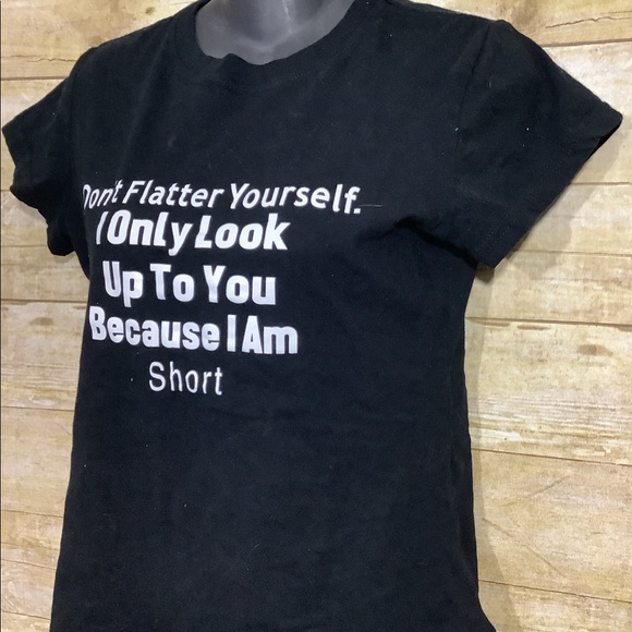 Women’s and Shien size small T-shirt - Picture 2 of 3